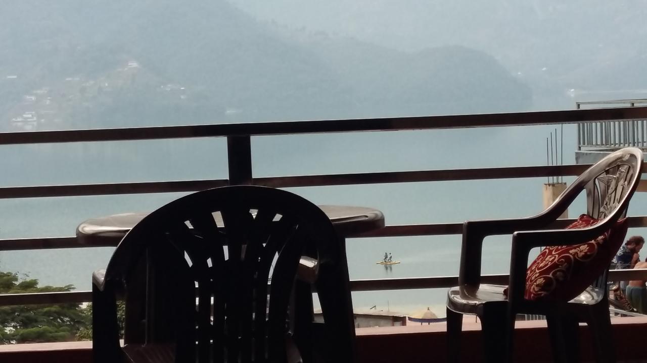 Hotel Bhadrakali Pokhara Inn ภายนอก รูปภาพ