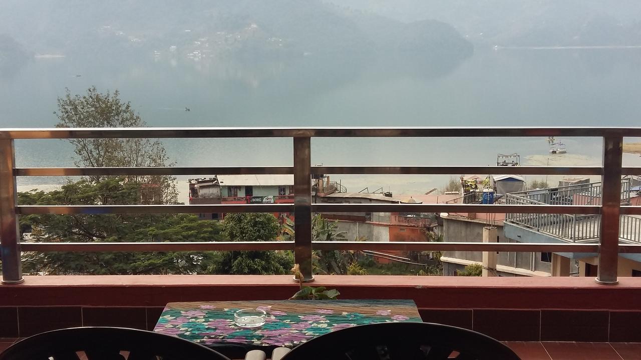 Hotel Bhadrakali Pokhara Inn ภายนอก รูปภาพ