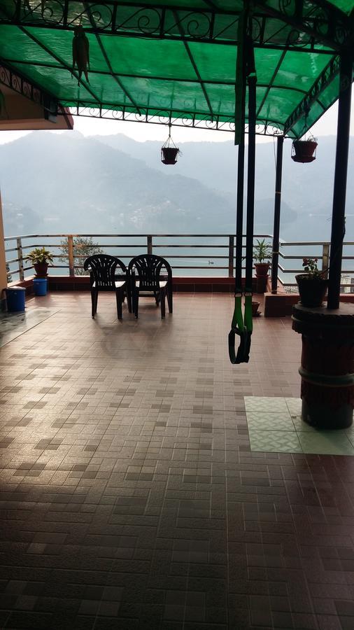 Hotel Bhadrakali Pokhara Inn ภายนอก รูปภาพ