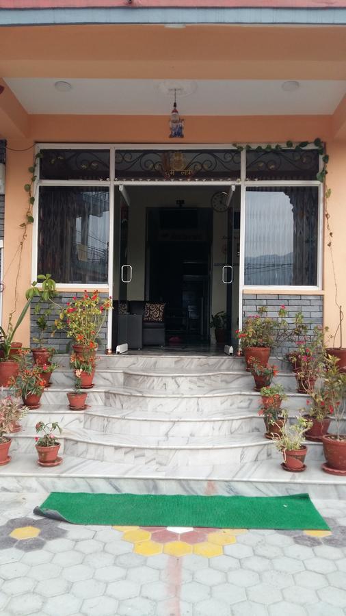 Hotel Bhadrakali Pokhara Inn ภายนอก รูปภาพ