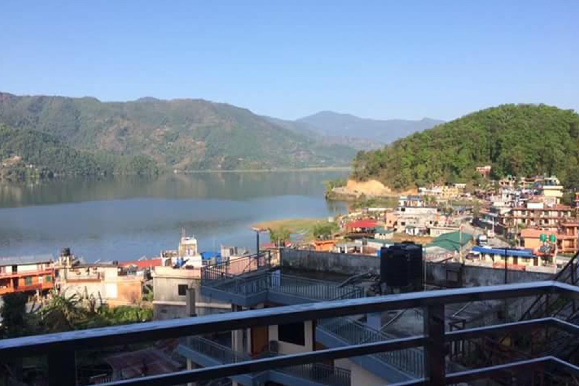 Hotel Bhadrakali Pokhara Inn ภายนอก รูปภาพ